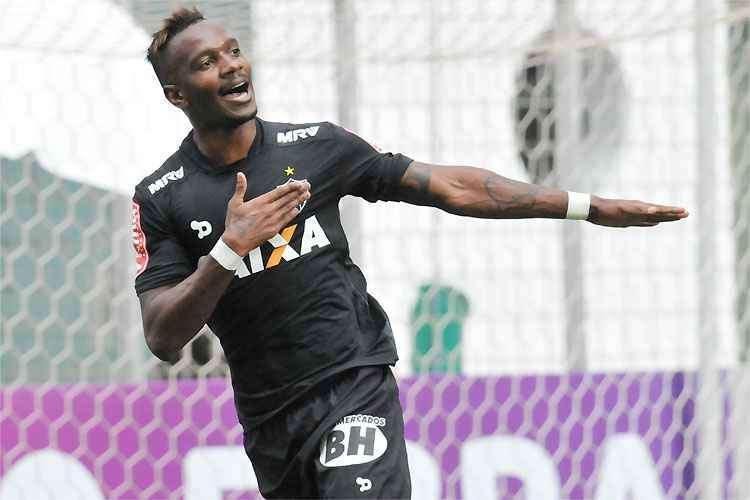 Hyuri - Foi contratado pelo Atltico junto ao Guizhou Renhe, da China, em 2016, mas no conseguiu se firmar. Em razo disso, o jogador foi emprestado para quatro clubes: Chongqing Lifan (China), Cear, Ponte Preta e Sport. Pelo Atltico, Hyuri atuou em 38 partidas e marcou quatro gols. Neste ano, ele rescindiu o contrato e assinou com o Atltico-GO.