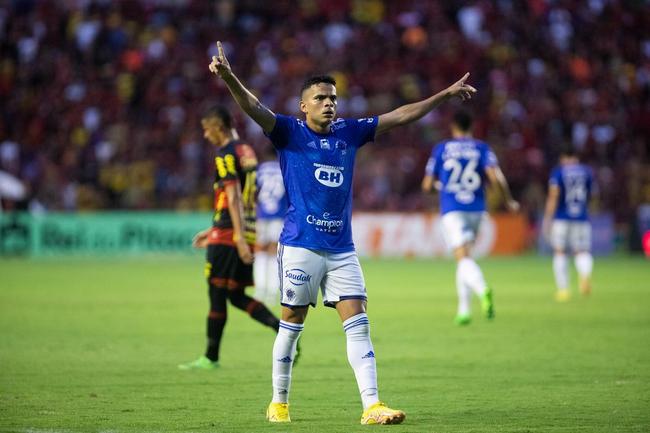 Cruzeiro foi batido pelo Sport por 3 a 1 na Ilha do Retiro pela Série B