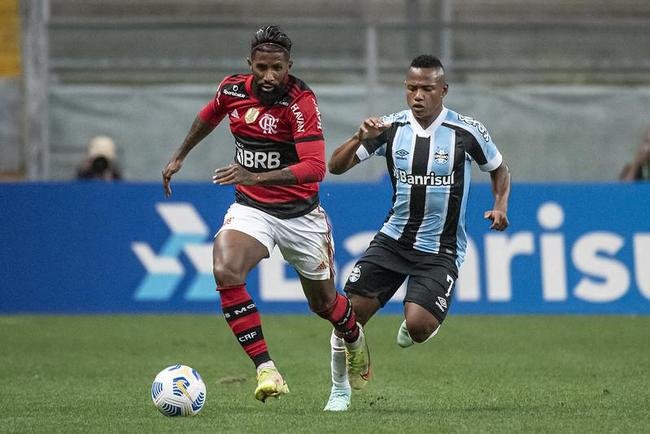 Fotos do jogo entre Grmio e Flamengo, na Arena do Grmio, em Porto Alegre, pela segunda rodada do Campeonato Brasileiro (23/11/2021)