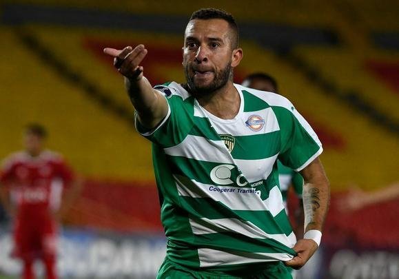 Jeider Riquett - Revelado pelo Universitario Popayán e com passagem pelo Quindío, o zagueiro chegou ao La Equidad em 2017. O defensor fez 73 partidas pela equipe colombiana e balançou as redes uma vez.