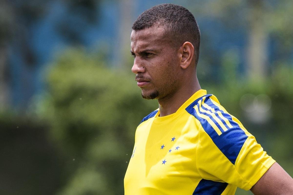 Mateus Silva (zagueiro)