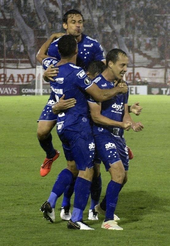 Cruzeiro venceu Huracn por 1 a 0 com gol de Rodriguinho
