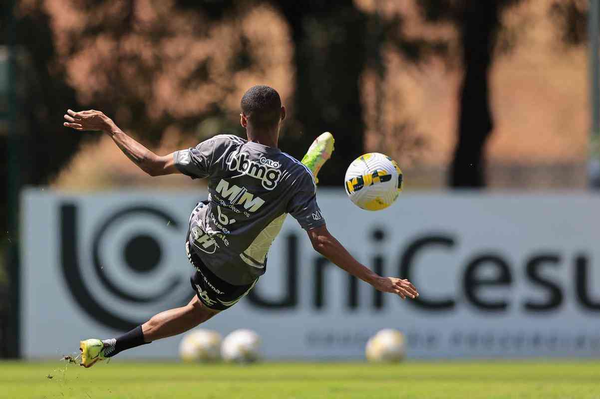 Principais imagens da atividade do Atltico na manh desta quarta-feira (24/8), na Cidade do Galo, em Vespasiano.