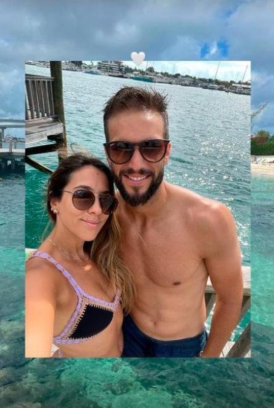 O preparador f�sico do Cruzeiro, Gonzalo Alvarez, viajou para as Bahamas, na Am�rica do Norte, ao lado da esposa.