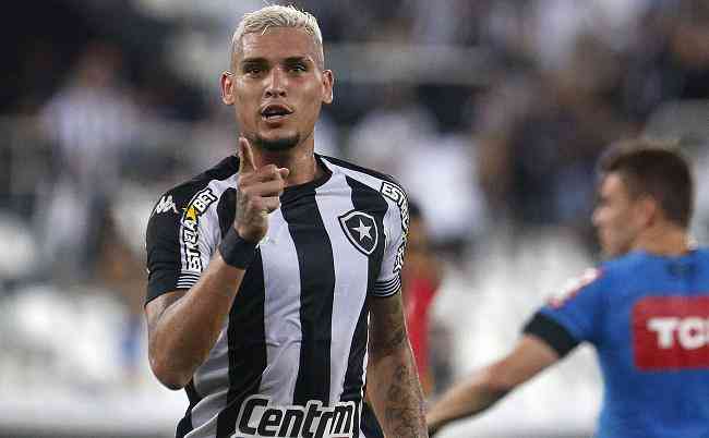 Botafogo far um esforo por Navarro, mas no vai sair do caminho da austeridade nas finanas
