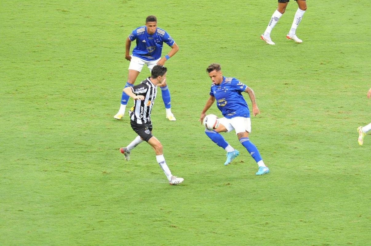 Fotos do clssico entre Atltico e Cruzeiro, no Mineiro