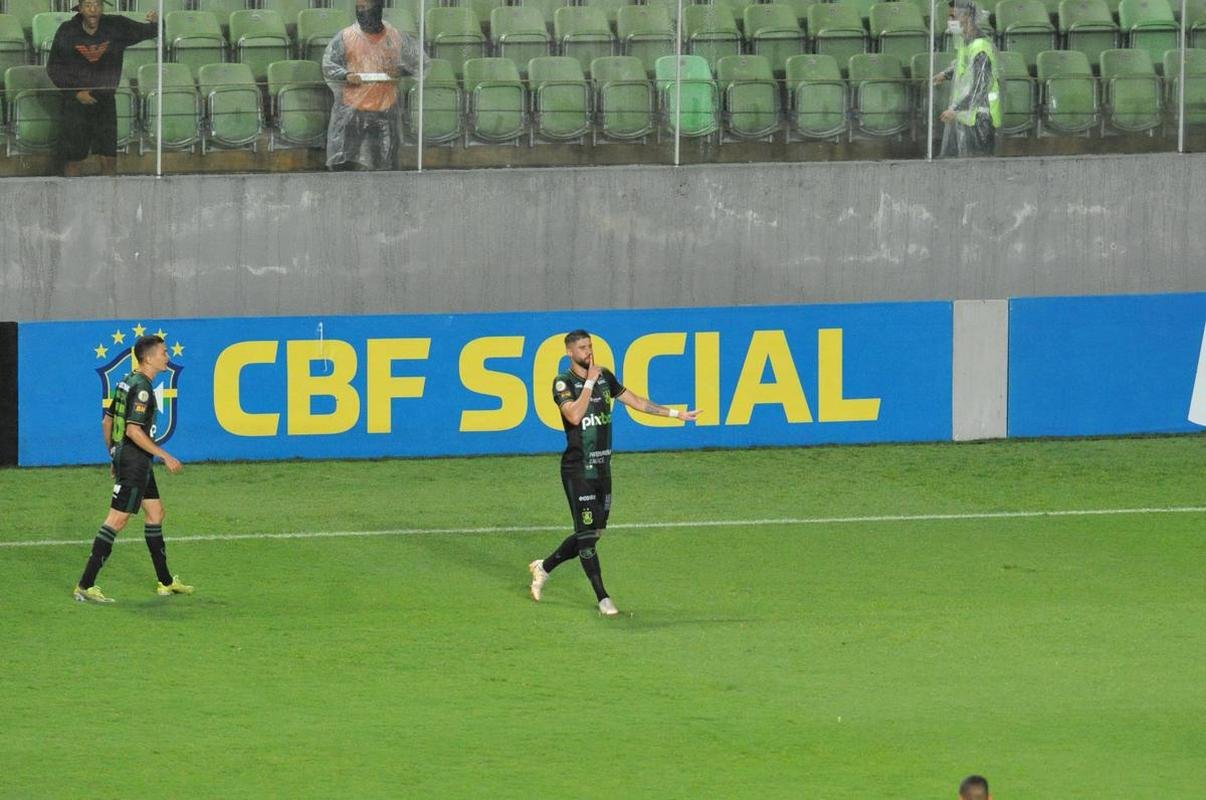 Fotos da vitria do Amrica sobre a Chapecoense, por 3 a 0, no Independncia, pela 35 rodada do Campeonato Brasileiro