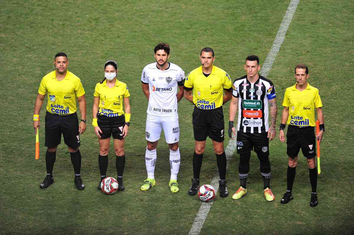 Fotos do jogo entre Athletic e Atltico, no Independncia, em Belo Horizonte, pela 11 rodada do Campeonato Mineiro 2021