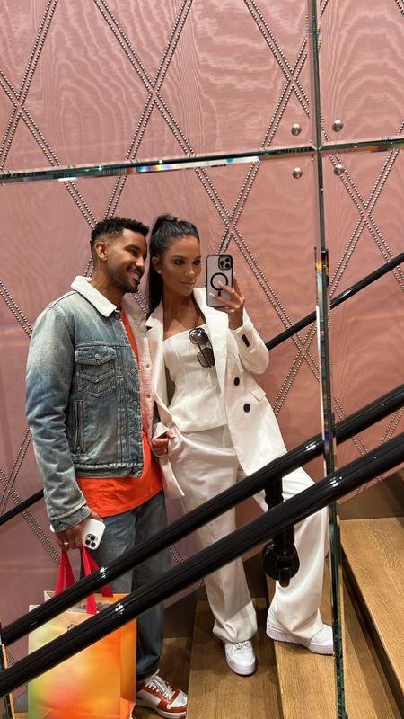 Jair com a esposa em Los Angeles