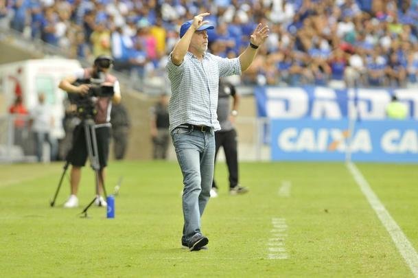 Fotos do segundo tempo de Cruzeiro x Tupi, no Mineiro