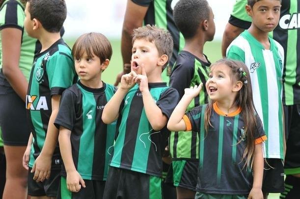 Amrica e Atltico jogaram no Independncia pela stima rodada do Campeonato Mineiro