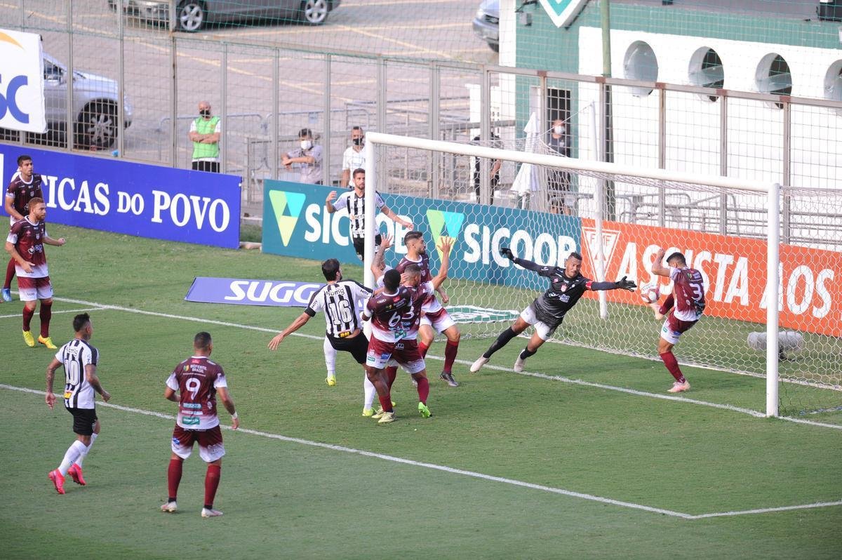 Fotos da vitria do Atltico sobre o Patrocinense, por 3 a 1, no Independncia, em Belo Horizonte, pela quarta rodada do Campeonato Mineiro. Mando foi do clube do interior, que no pde realizar a partida em Patrocnio devido ao elevado nmero de casos de COVID-19 na cidade.