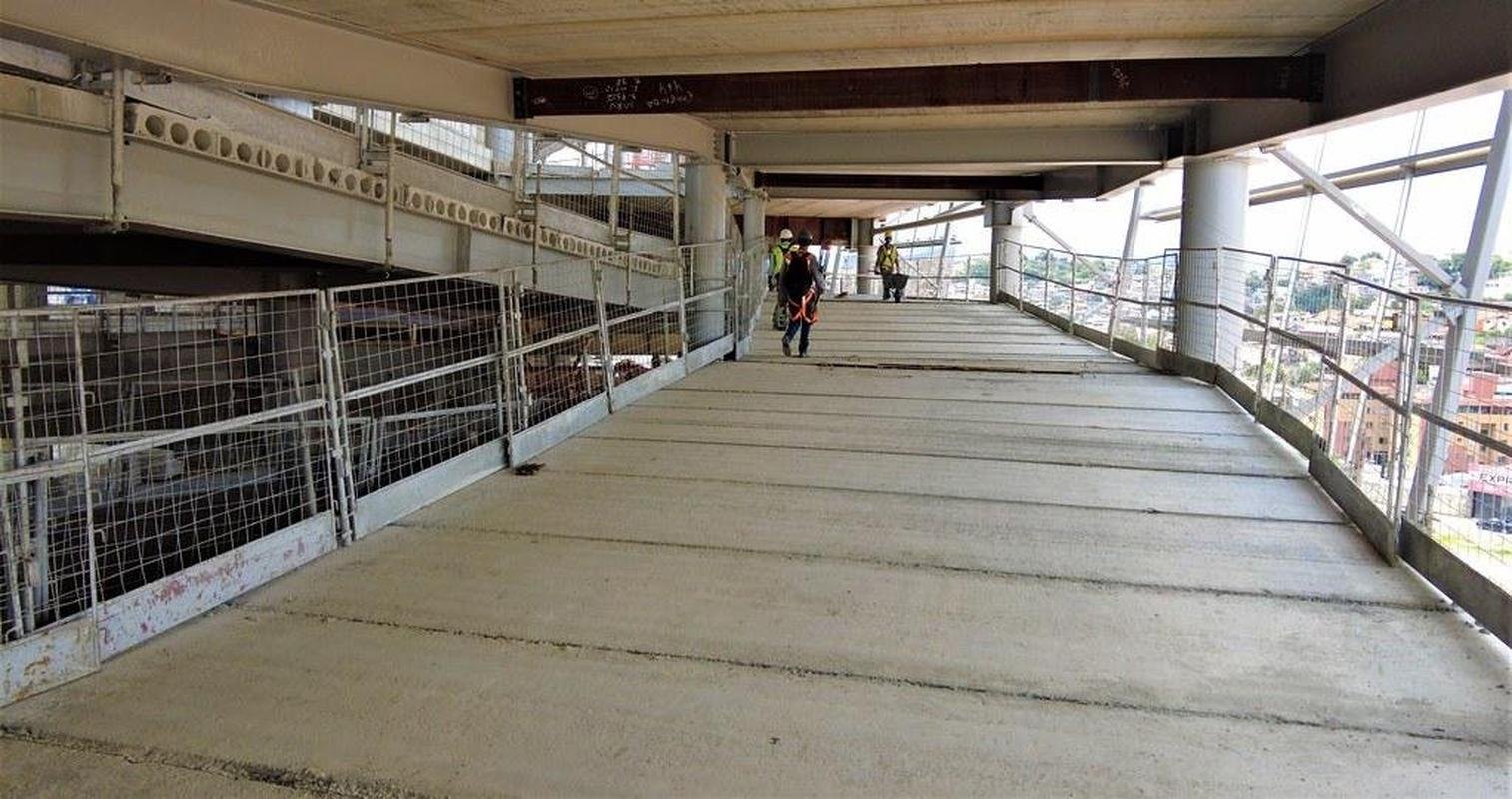 Estdio do Atltico est com 49% das obras concludas, as arquibancadas superiores foram finalizadas e o trabalho atualmente est focado nas instalaes internas, alvenaria e montagem da cobertura e estruturas.