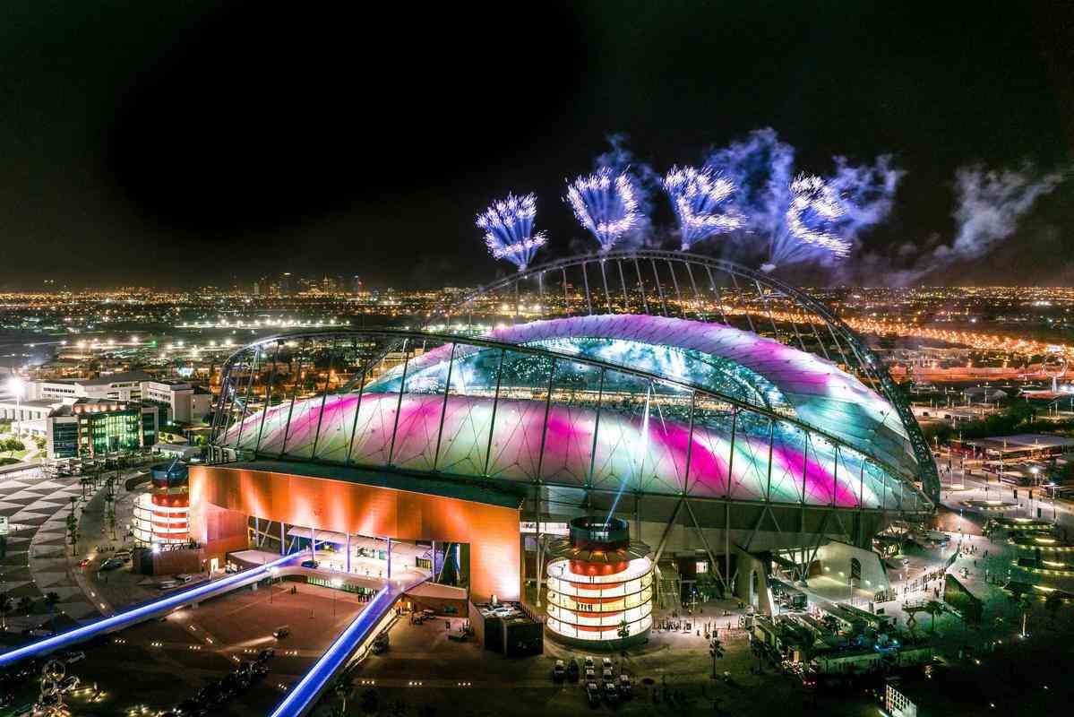 Estdio Internacional Khalifa: inaugurada em 1976, arena em Doha recebeu vrios eventos esportivos internacionais importantes e foi remodelada para o Mundial do Catar
