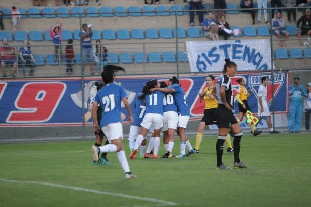Cruzeiro e Cear se enfrentaram no Sesc, em Venda Nova, em Belo Horizonte