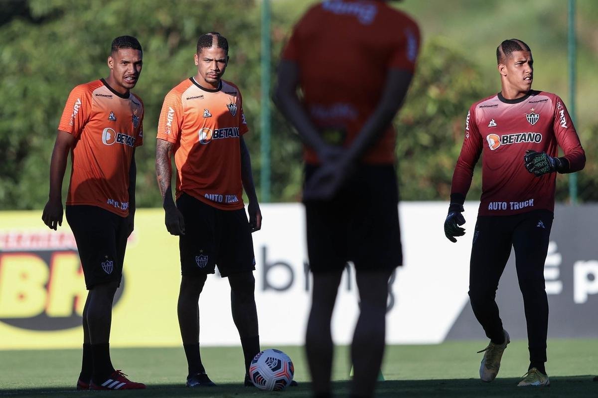 Os goleiros Matheus Mendes, Jean e Gabriel Delfim; o zagueiro Micael; e o lateral/volante Neto sofreram com o corte de Keno, Igor Rabello e Guilherme Arana