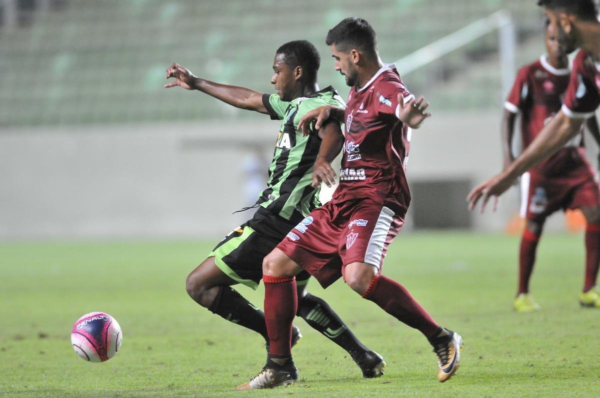 Amrica e Patrocinense se enfrentaram, no Independncia, pela primeira rodada do Campeonato Mineiro