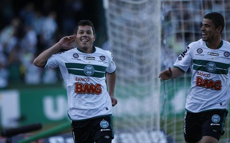 2011 - Coritiba - 13 vitórias, quatro empates e duas derrotas, com 40 gols marcados e 13 sofridos