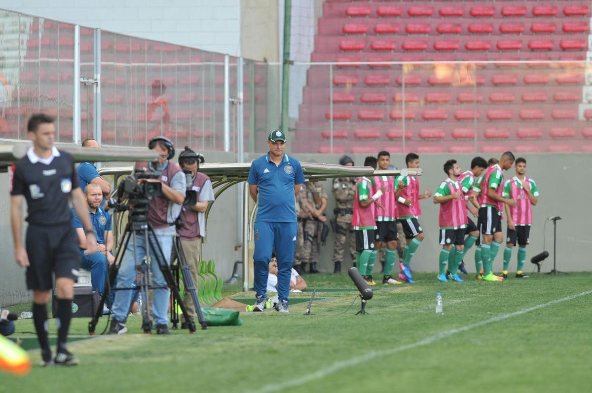 Imagens do jogo entre Cruzeiro e Coritiba, no Independncia, pela final do Campeonato Brasileiro Sub-20