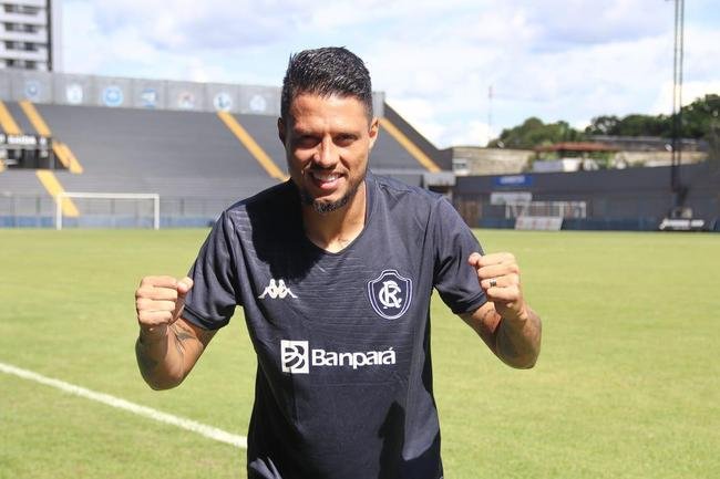 Rafinha, atacante (Remo)