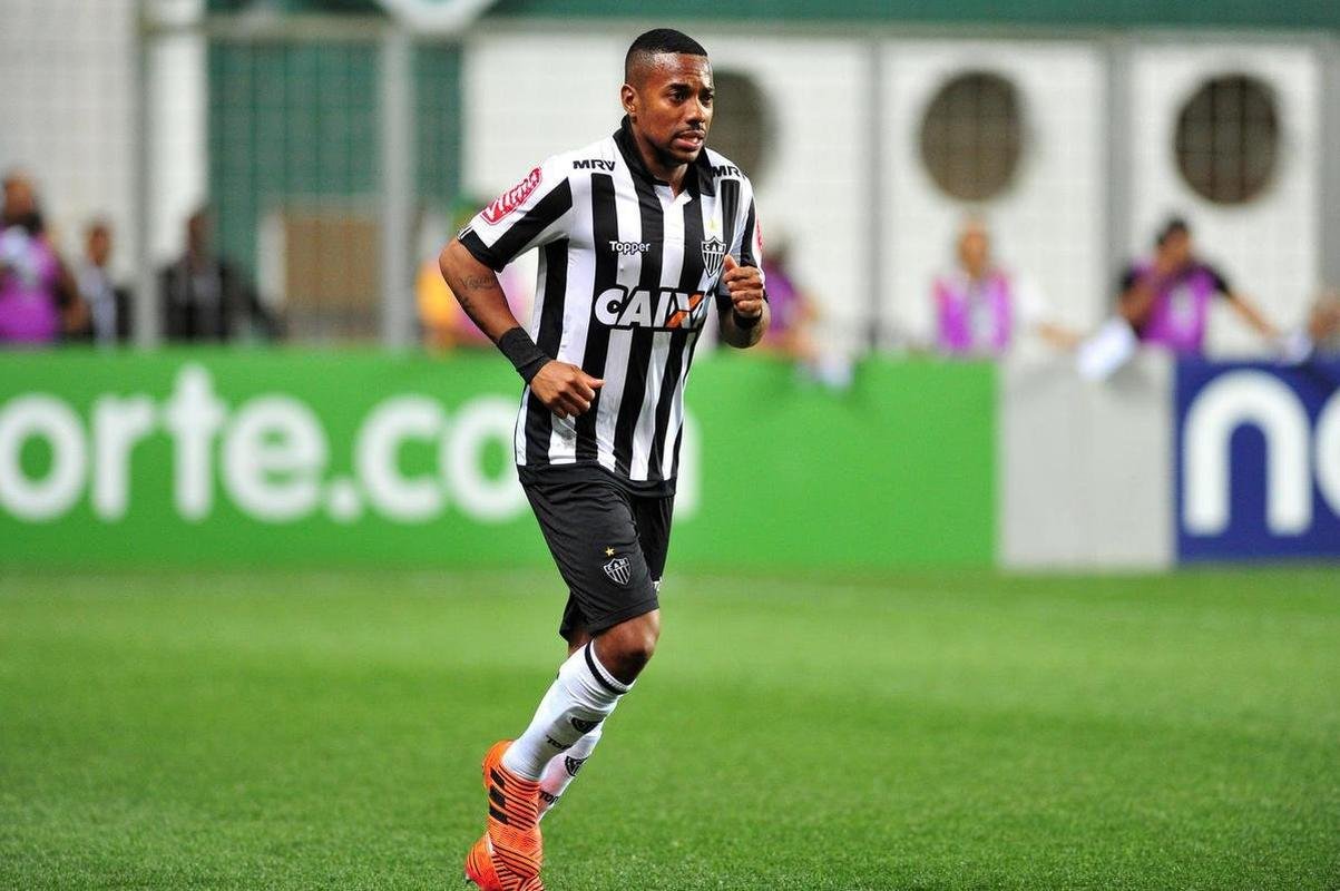 Robinho: atacante, que jogou pela Seleo Brasileira, chegou ao Atltico em 2016