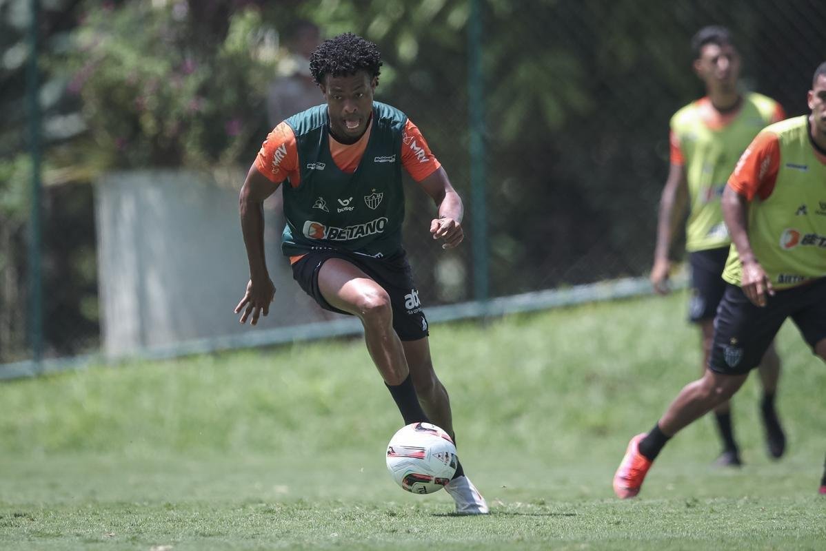 Fotos do treino do Atltico nesta quinta-feira na Cidade do Galo