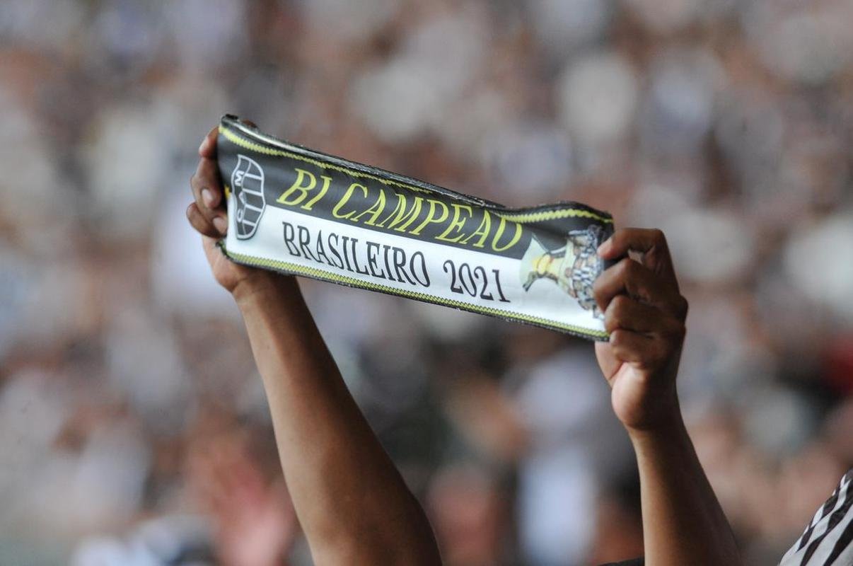 Fotos da festa da torcida com a vitria sobre o Fluminense