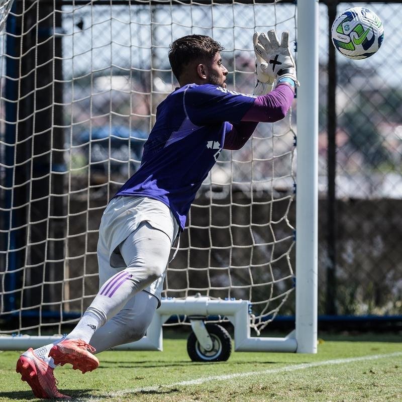 O Cruzeiro treinou nesta quarta-feira (5/4), na Toca da Raposa II, em Belo Horizonte
