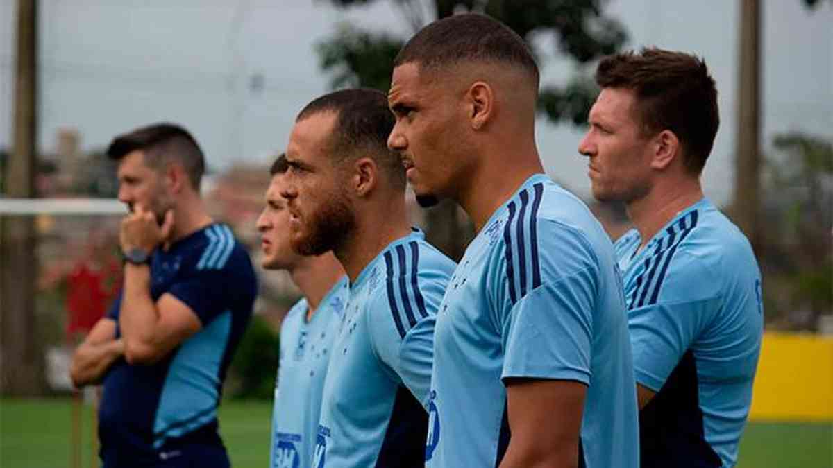 Cruzeiro oficializa contratação de Wesley Gasolina