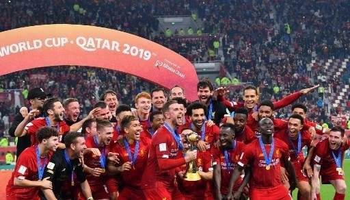 Premiao e festa do Liverpool, campeo mundial sobre o Flamengo