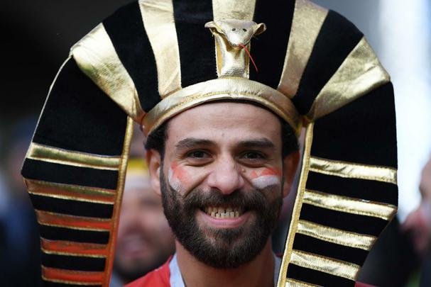 Arrascaeta iniciou o jogo como titular da Celeste, ao lado de Surez e Cavani. Pelo lado egpcio, a estrla Mohamed Salah comeou o jogo no banco de reservas