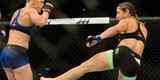 Holly Holm nocauteou Bethe 'Pitbull'  Correia com forte chute alto, a 1min06seg do terceiro round, na luta principal do UFC em Singapura 