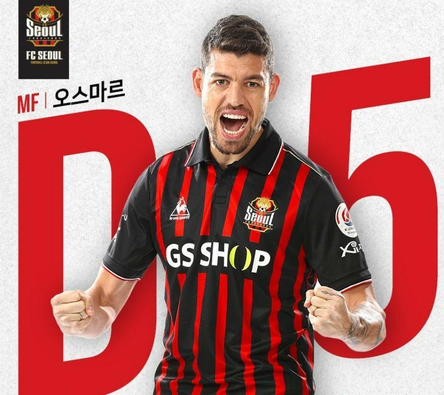 Uniforme do FC Seoul, da Coreia da Sul
