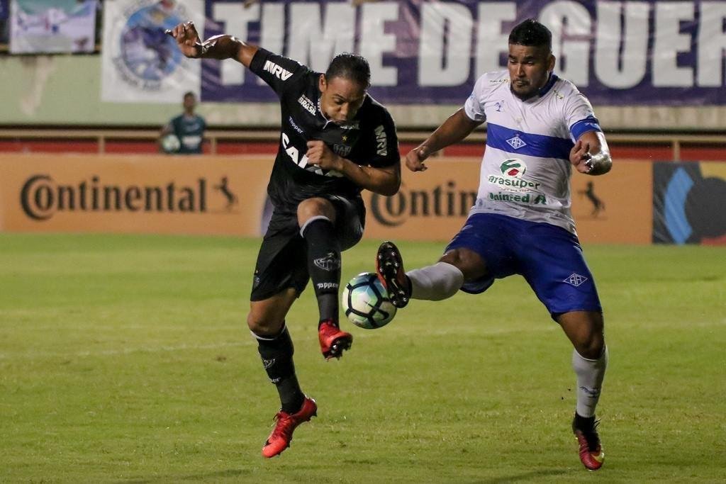 Veja fotos de Atltico-AC x Atltico, pela primeira fase da Copa do Brasil