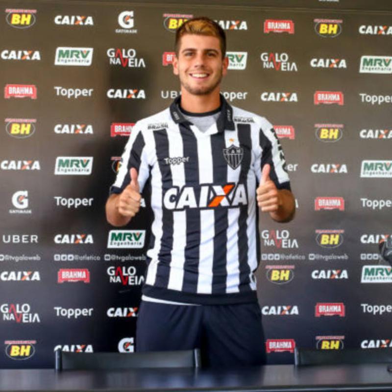 Tomás Andrade - meia