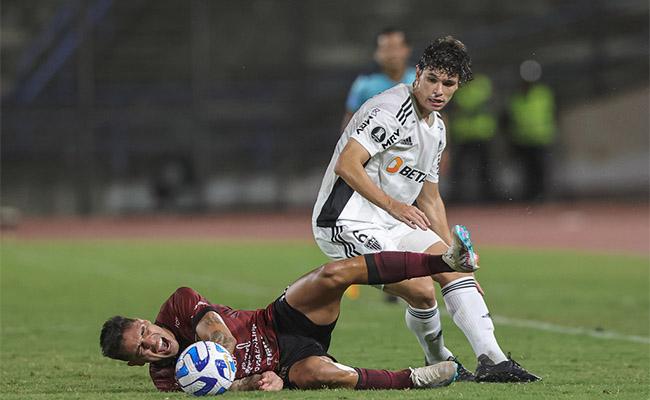 Galo criou pouco e no conseguiu vencer o Carabobo na Venezuela