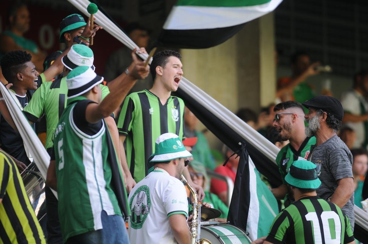 Amrica foi derrotado em casa pelo Figueirense