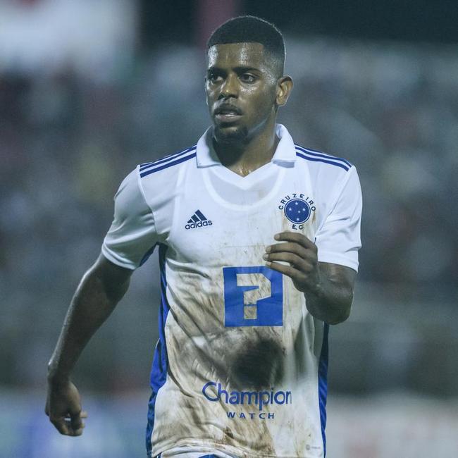 O Cruzeiro estreou no Mineiro de 2023 contra o Patrocinense, em Patrocínio