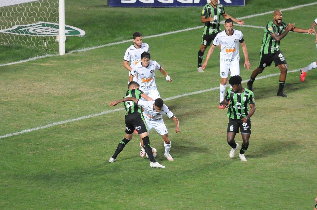Fotos do clssico entre Amrica e Atltico, no Independncia, em duelo de volta da semifinal do Campeonato Mineiro