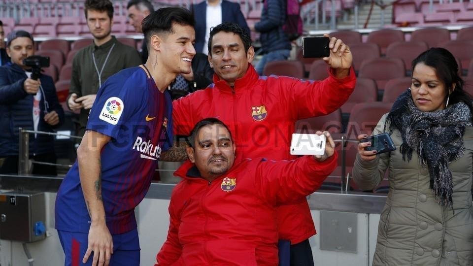 Veja como foi o primeiro dia de Philippe Coutinho no Barcelona