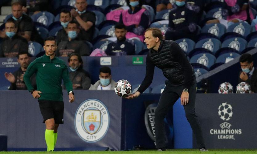 Imagens da grande decisão entre Manchester City e Chelsea no Estádio do Dragão