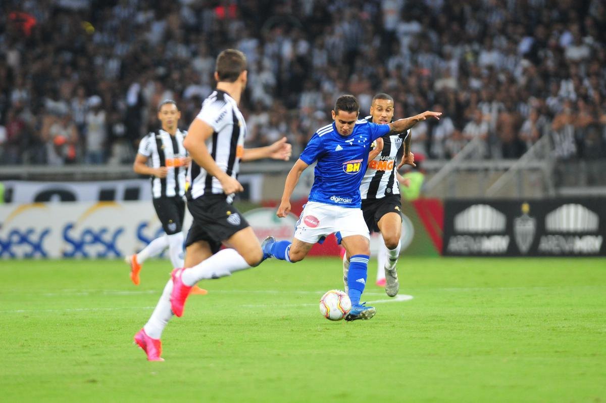 Imagens do clssico mineiro entre Atltico e Cruzeiro