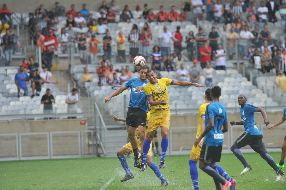 Fotos do 'Game of Dreams', jogo festivo dos Amigos do Ronaldinho contra os Amigos do Penta