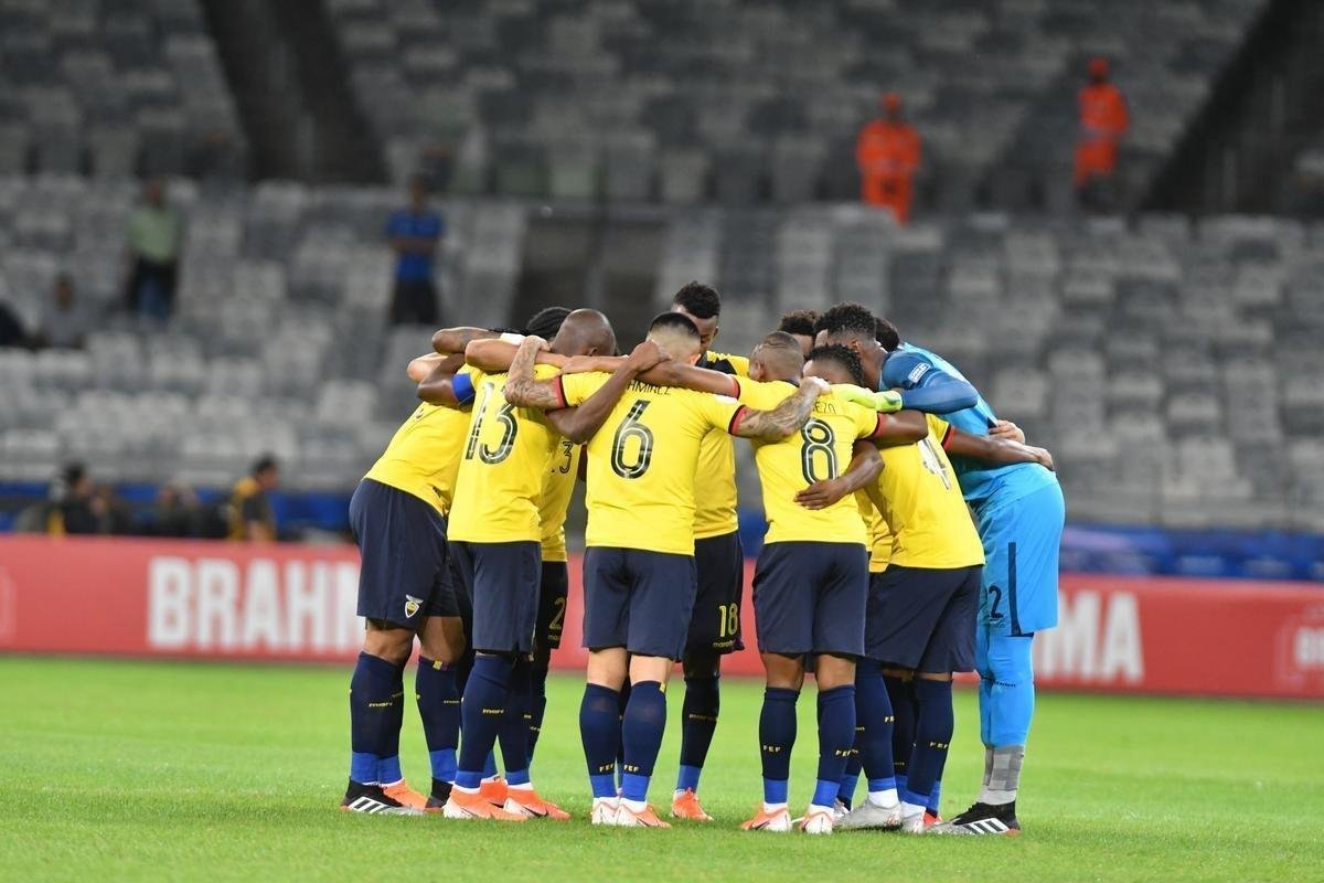 Equador e Japo se enfrentaram no Mineiro pela terceira rodada do Grupo C da Copa Amrica