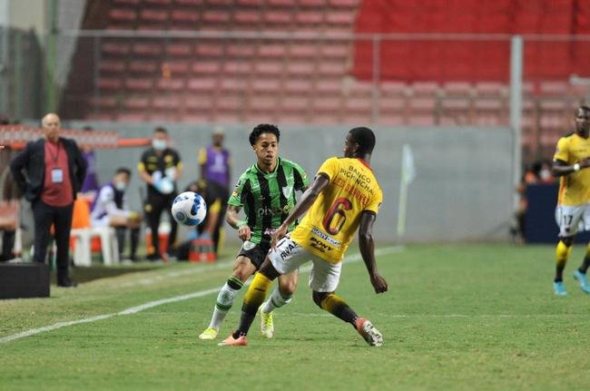 Fotos do empate por 0 a 0 entre Amrica e Barcelona de Guayaquil, no Independncia, em BH, pela terceira fase da Copa Libertadores