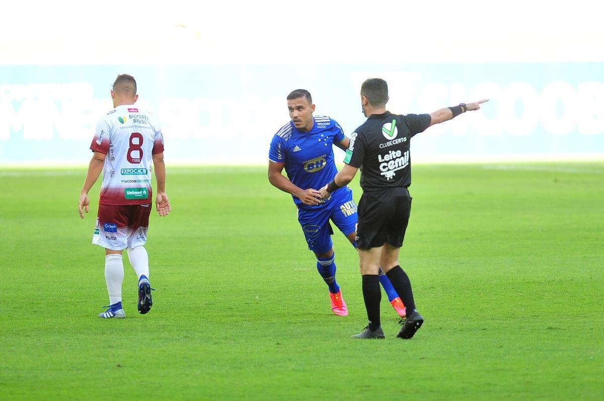 Cruzeiro x Patrocinense: veja fotos da partida pelo Mineiro