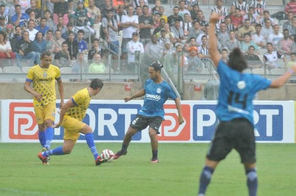Fotos do 'Game of Dreams', jogo festivo dos Amigos do Ronaldinho contra os Amigos do Penta