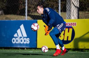Fotos do treino do Cruzeiro na tarde desta quinta-feira (19/8), na Toca da Raposa II, em Belo Horizonte. Time fechou a preparao para enfrentar o Confiana, s 21h30 desta sexta-feira, no Mineiro
