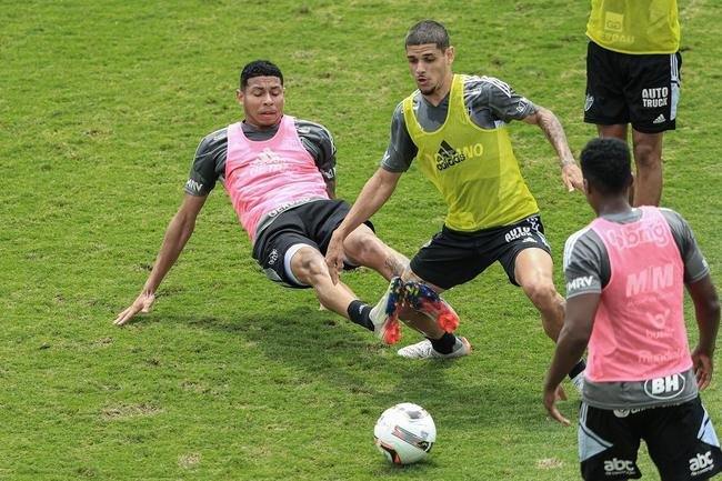 Fotos do ltimo treino do Atltico antes de pausa para festas de fim de ano