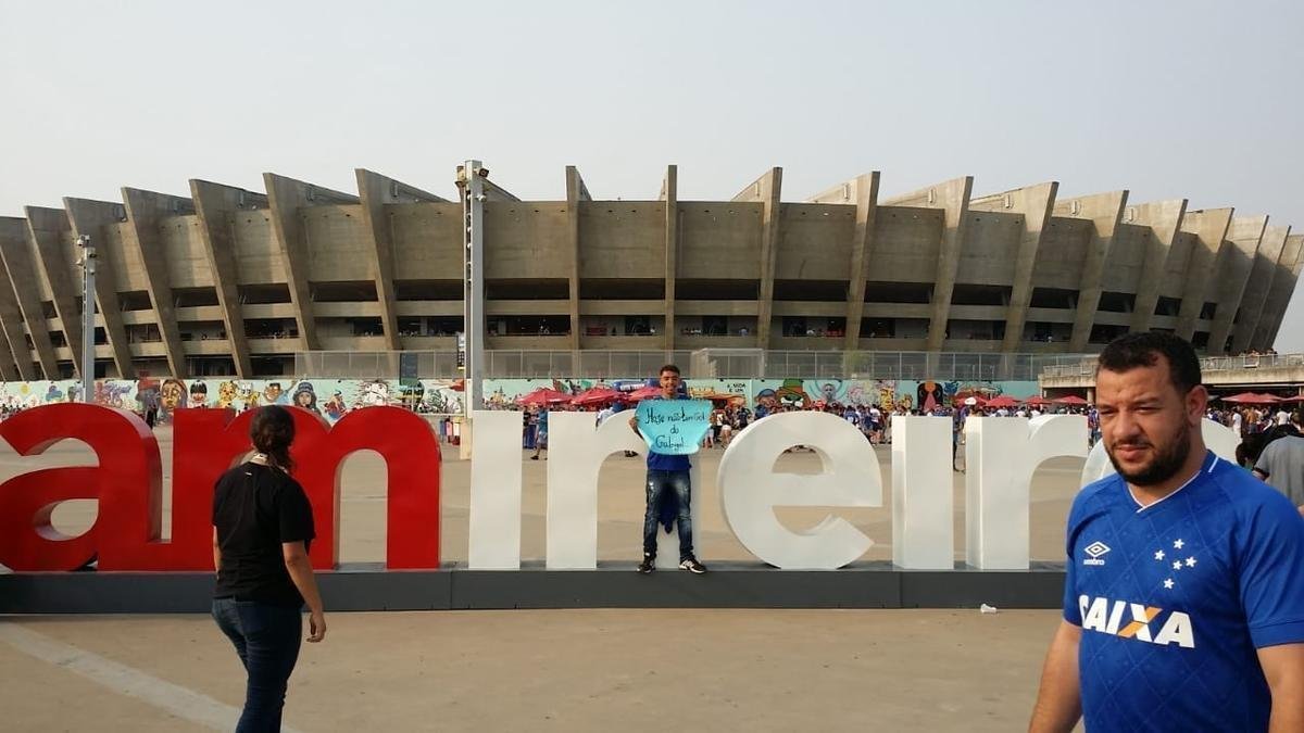 Campanha de identidade de Minas Gerais tem interveno semelhante ao letreiro de Amsterd, na Holanda